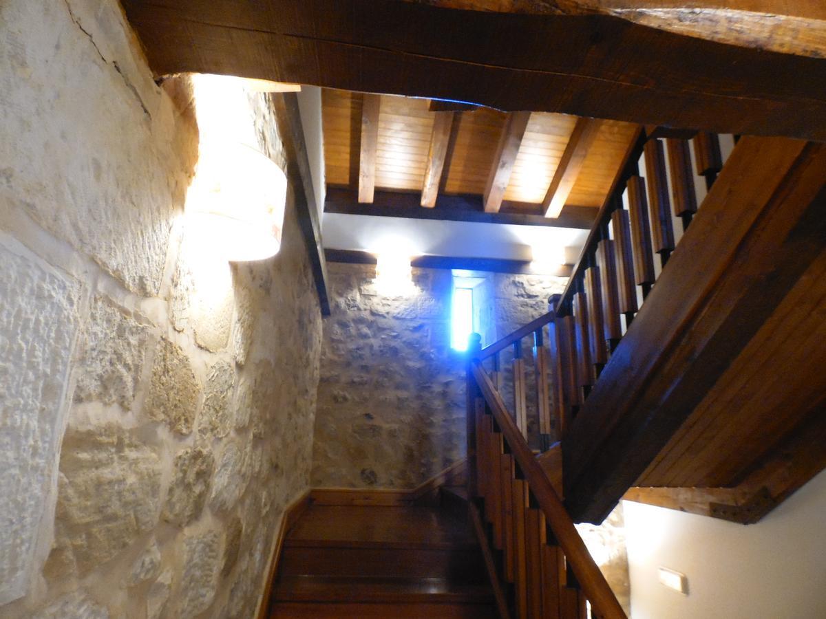 Posada Torre Palacio La Taxuela Villanueva la Lastra 外观 照片