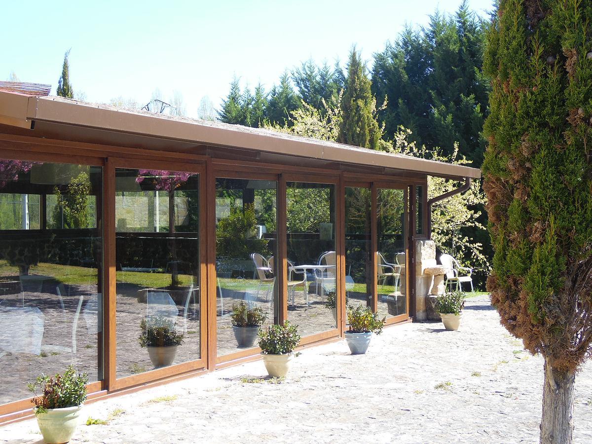 Posada Torre Palacio La Taxuela Villanueva la Lastra 外观 照片